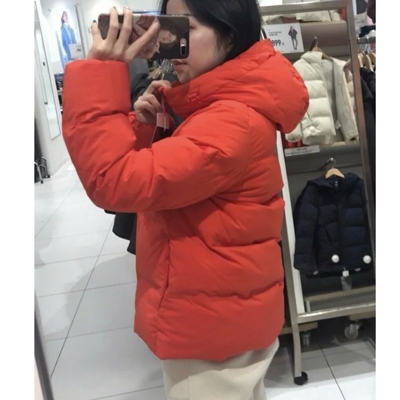 Uniqlo Seamless Down Puffer Coat, Small RED - Picture 1 of 12